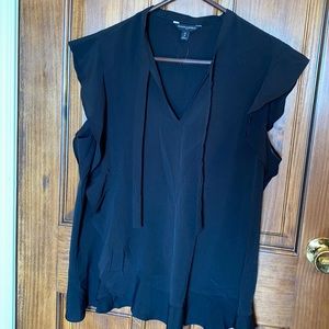 Banana Republic Short Sleeve v-Neck Blouse